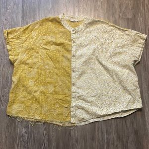 Easel split pattern button down tee